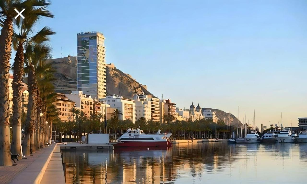 Lux City Loft In Front Of The Port Apartment Alicante Exterior foto